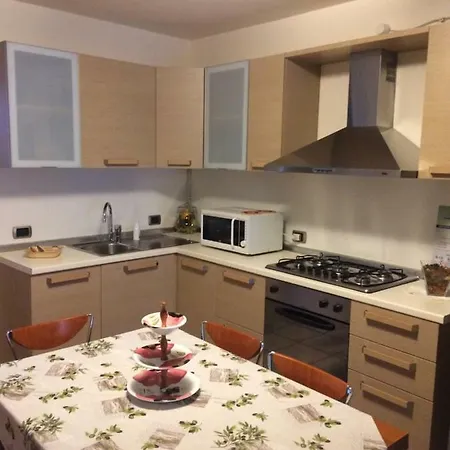 Locazione Turistica Lea Apartment