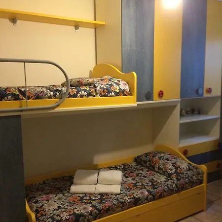 Locazione Turistica Lea Apartment